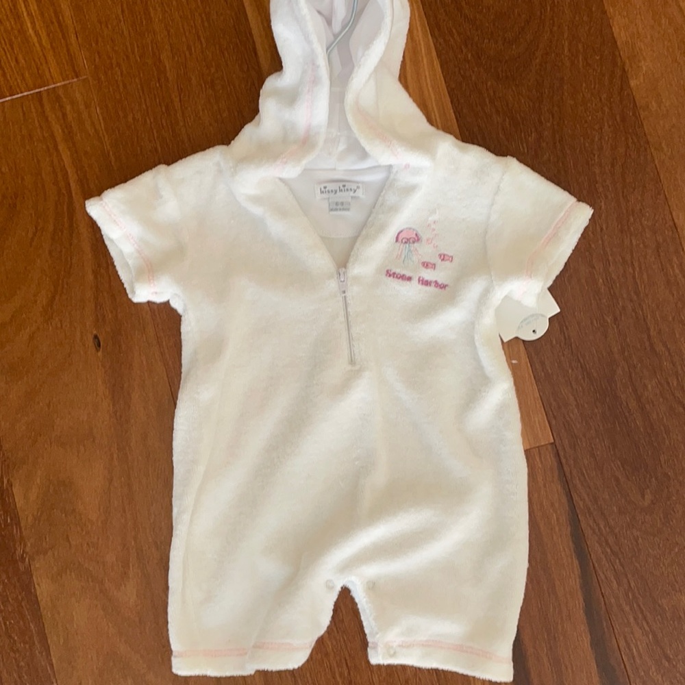 NWT Kissy Kissy Stone Harbor romper 6/9 mos